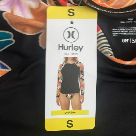 NEW with tags Hurley Ladies Long Sleeve Rashguard, Caribbean Dreamin (S) - Picture 6 of 6
